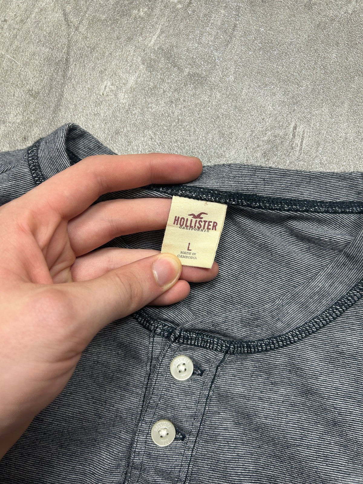 Hollister Longsleeve Henley (L)