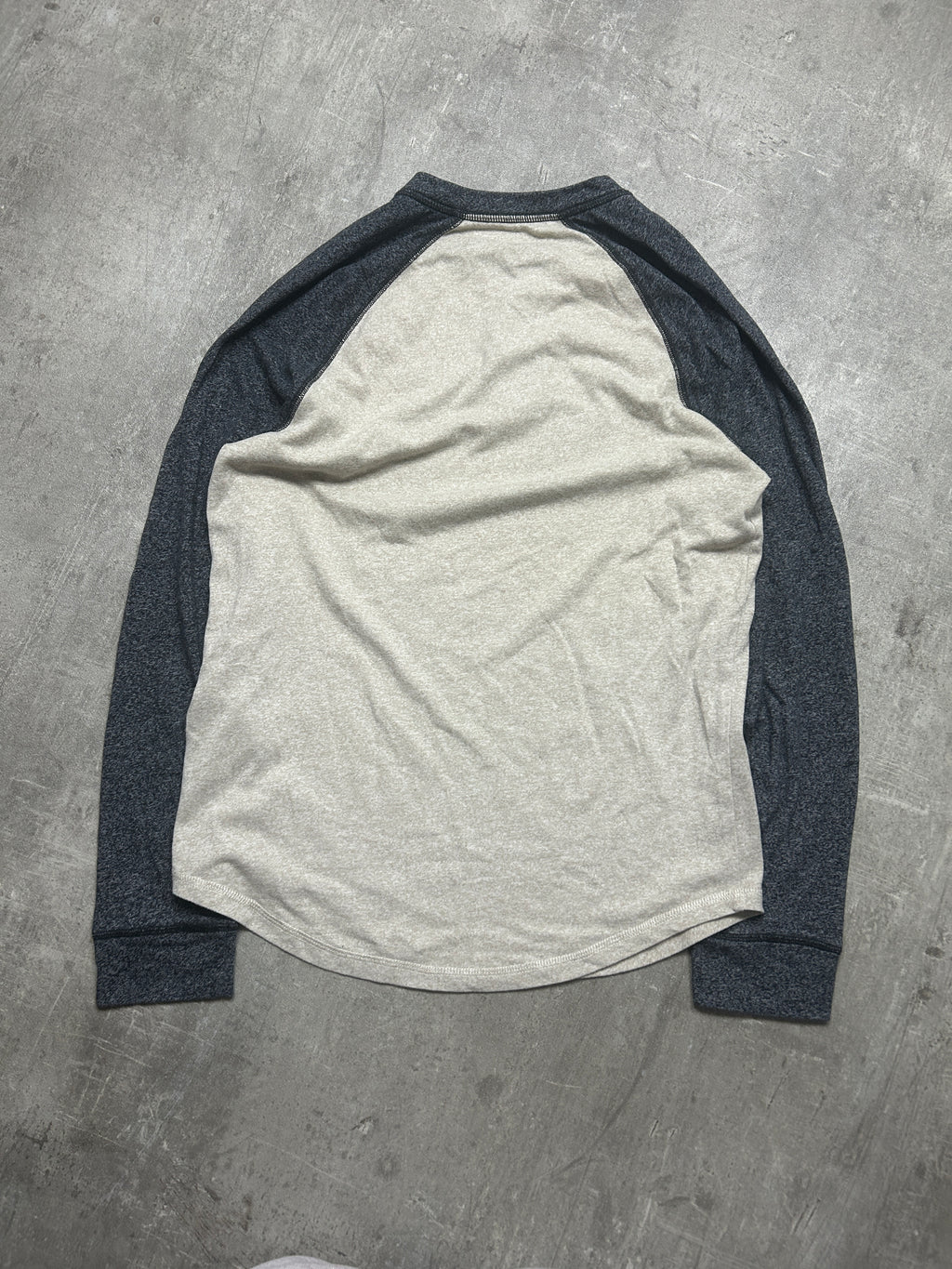 Hollister Henley (M)