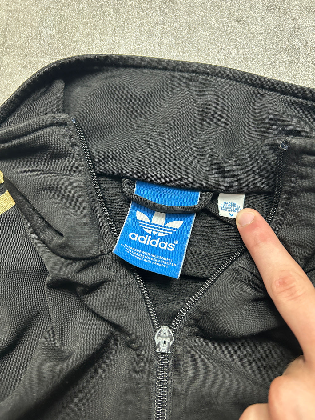 cropped Adidas Firebird Trackjacket (M)