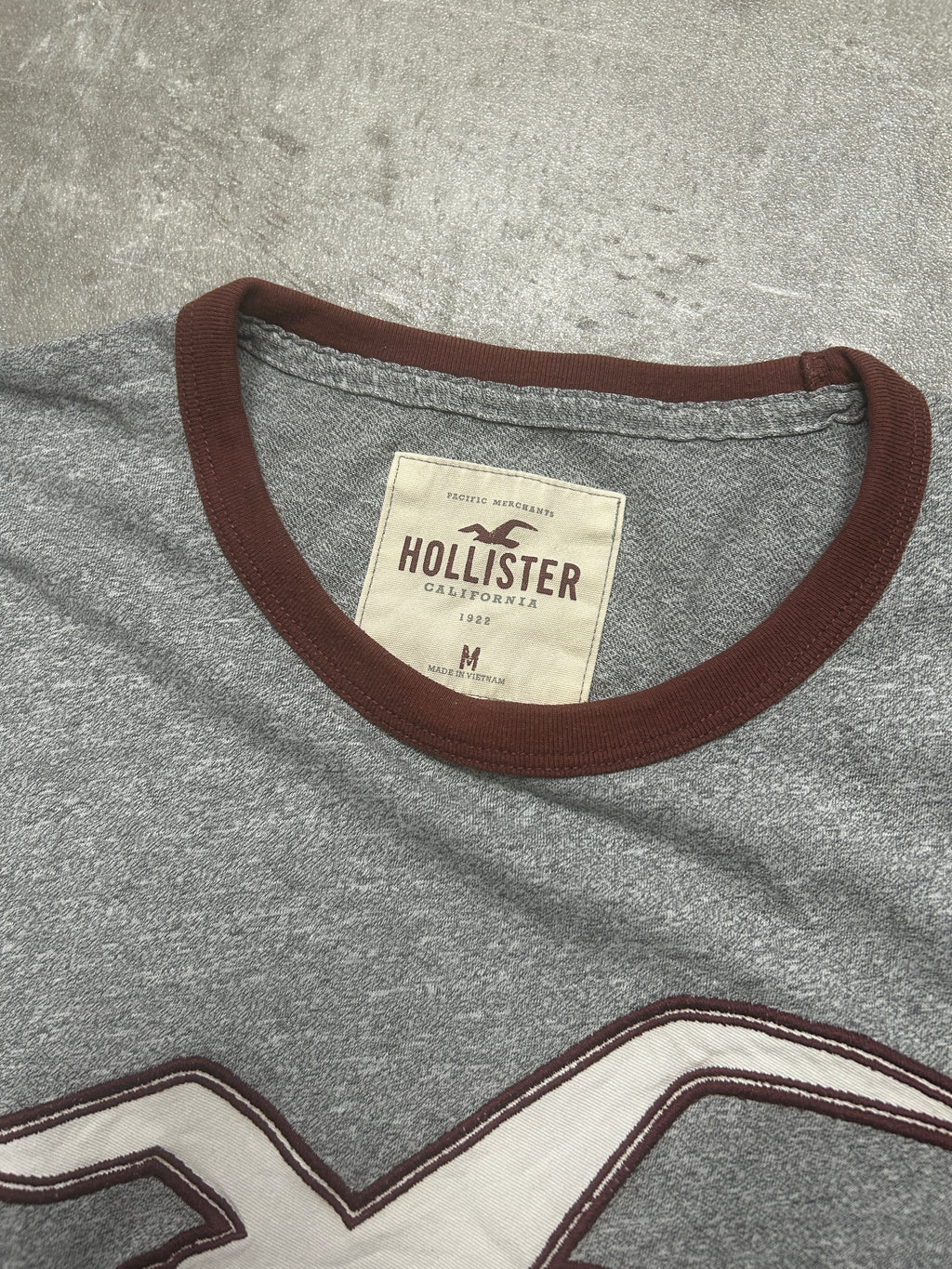 Hollister T-Shirt (M-L)