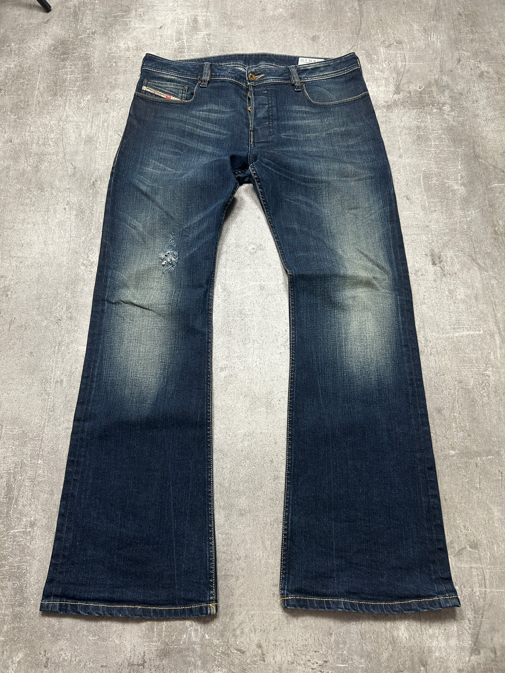 Diesel Zatiny bootcut Jeans (W32 L32, M)