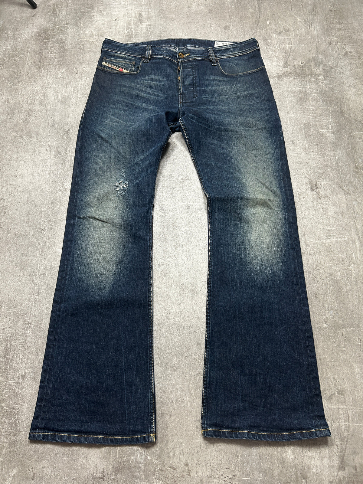 Diesel Zatiny bootcut Jeans (W32 L32, M)