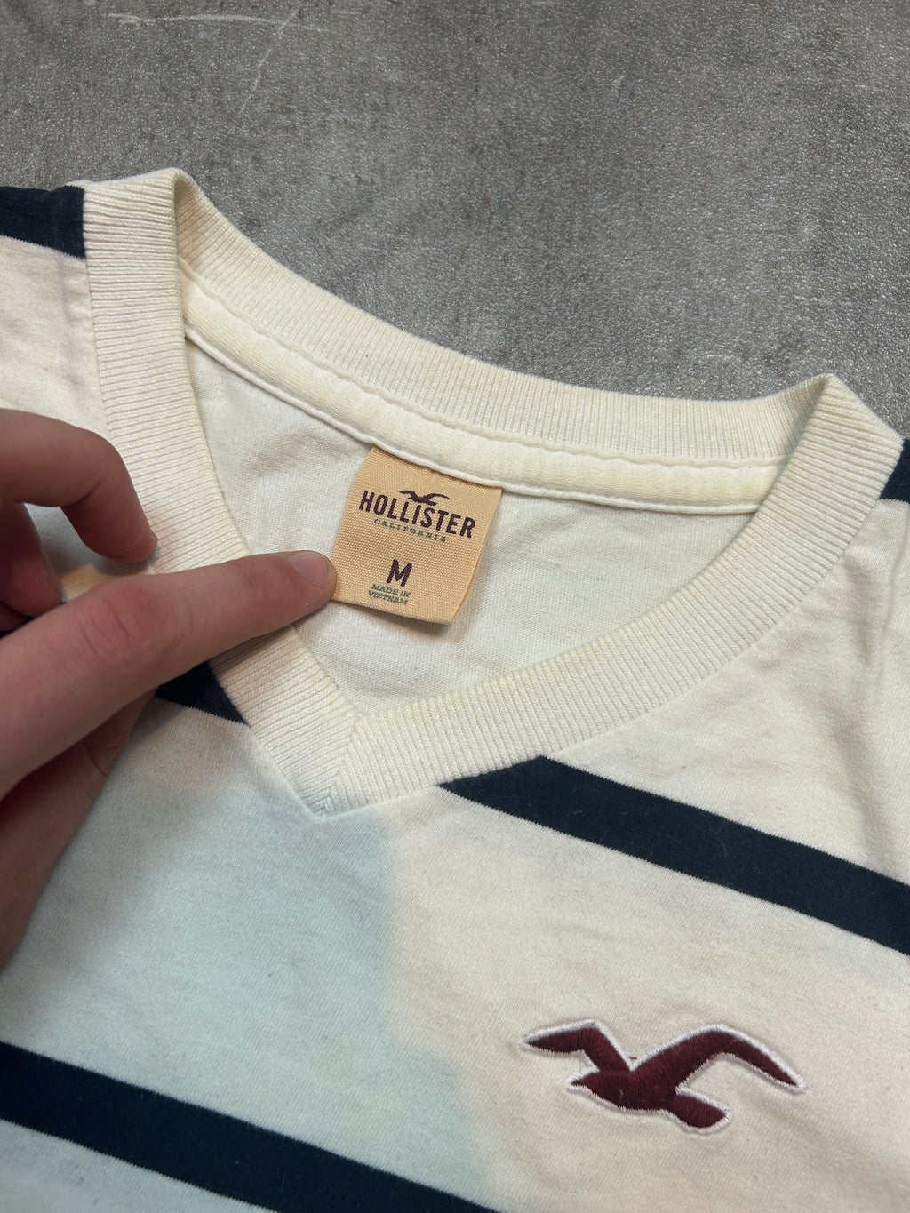 striped Hollister V-Neck T-Shirt (M)