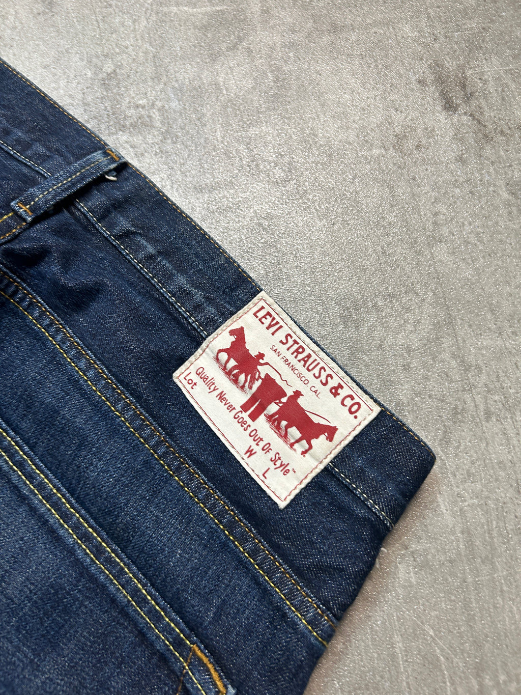 rare Vintage Levis 506 straight Jeans (W33 L32, M-L)