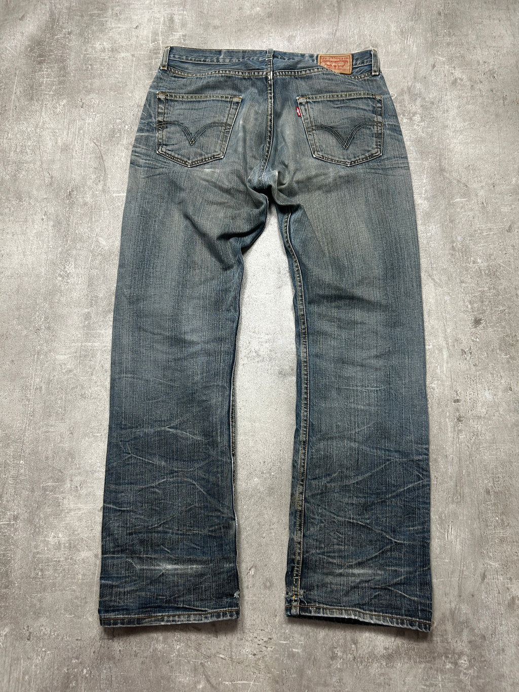 washed Levi's straight selvedge denim jeans (W33 L34, L)