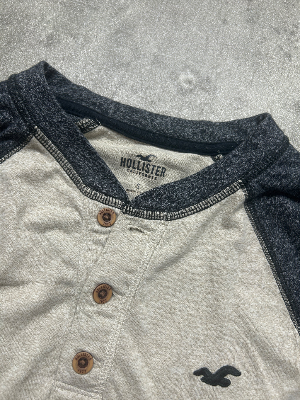 Hollister Henley (M)