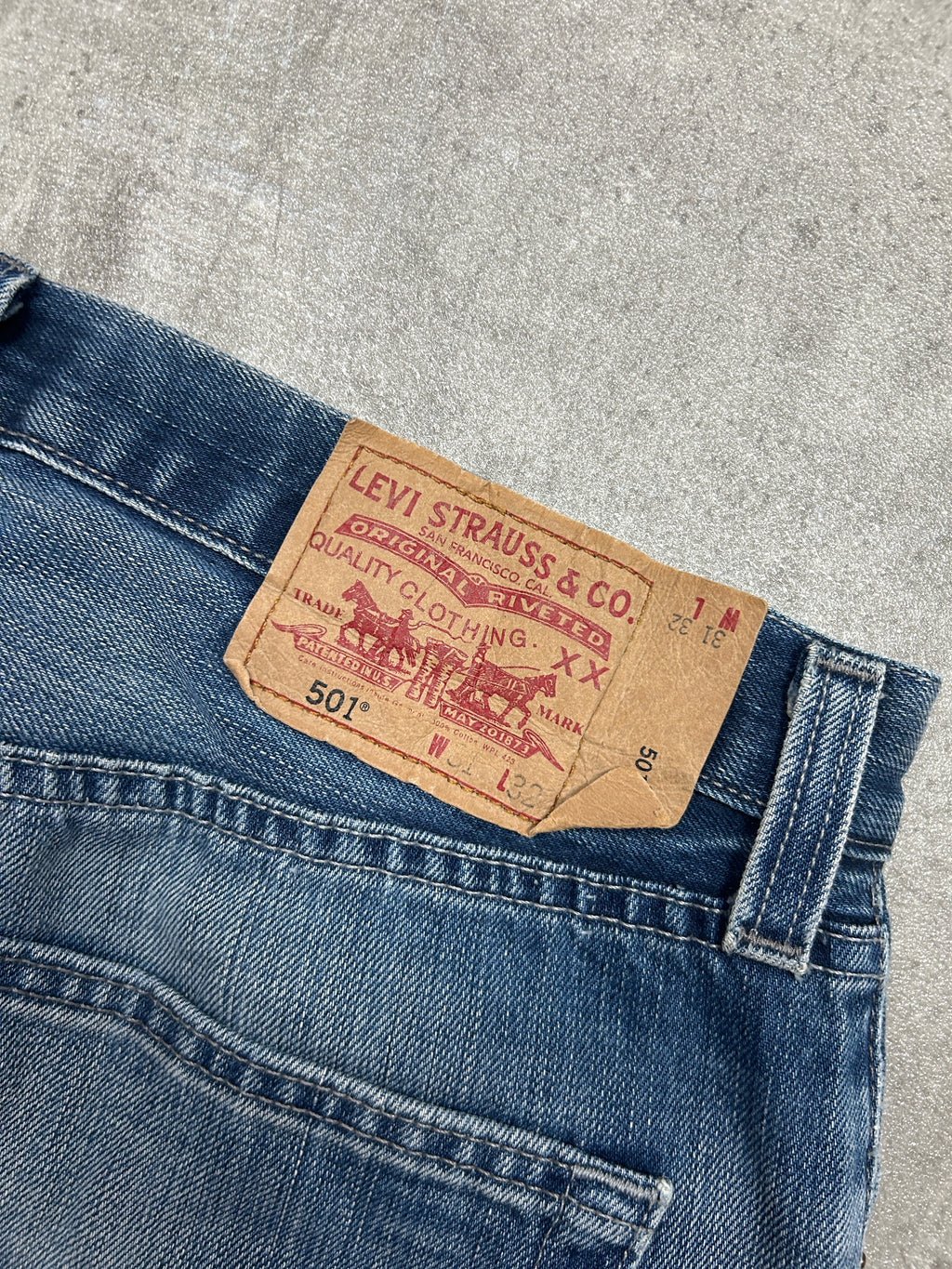 Levis 501 (W31 L32, S-M)