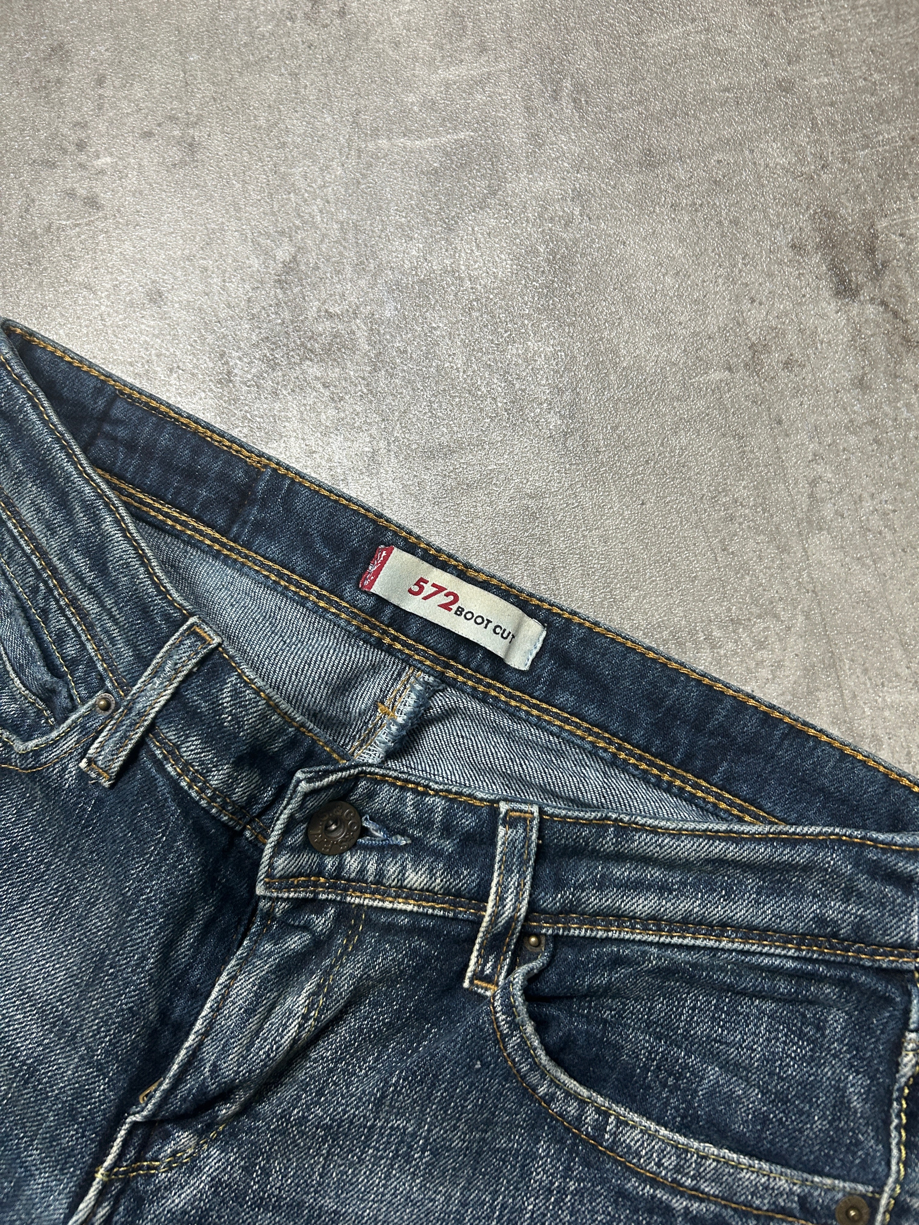 rare Color Levis 572 Women Bootcut (W29 L30, S)