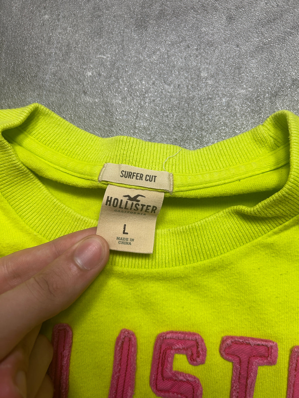 Hollister Surf Cut T-Shirt (M-L)
