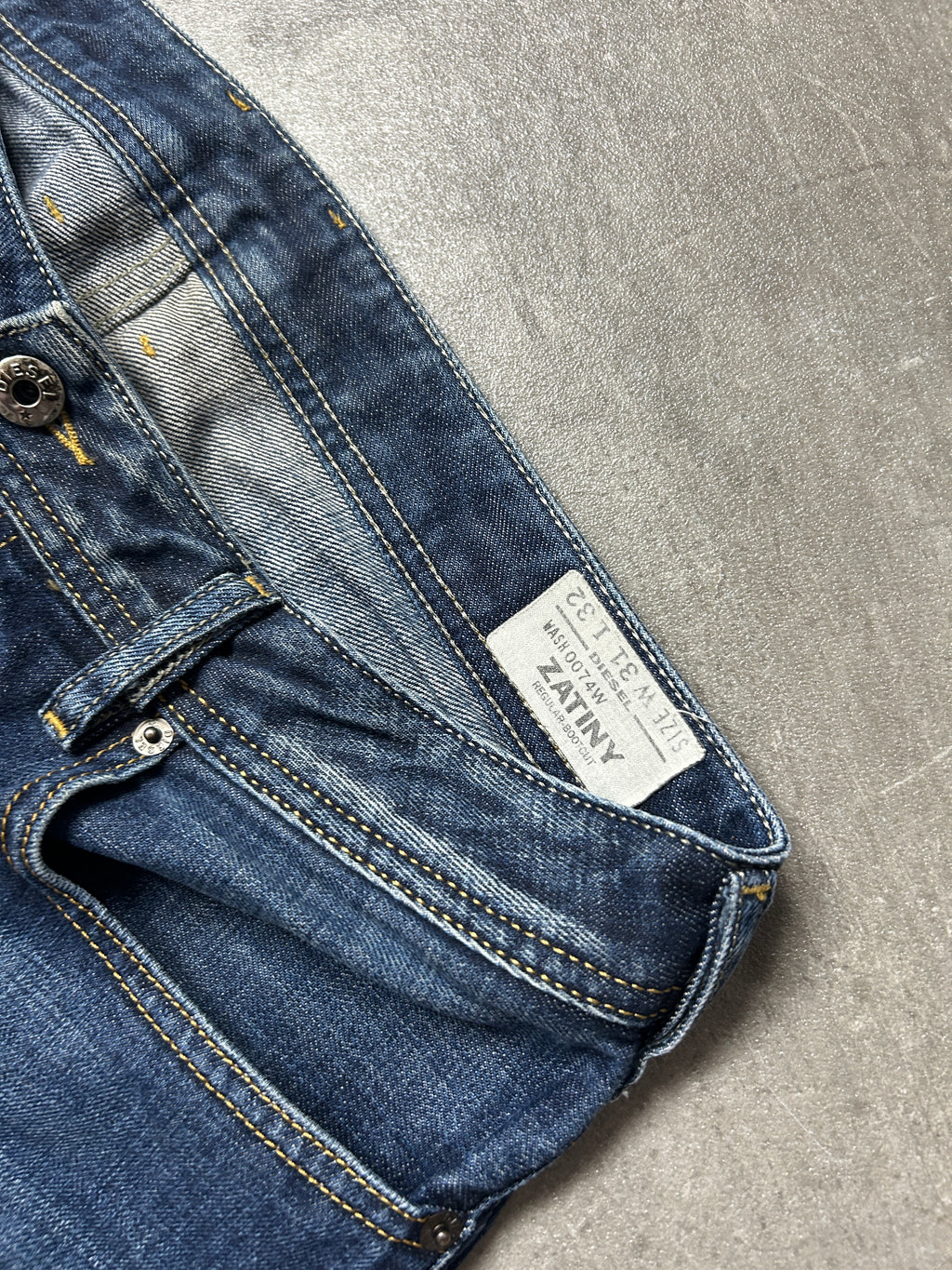 Diesel Zatiny Bootcut Jeans (W31 L32, M)
