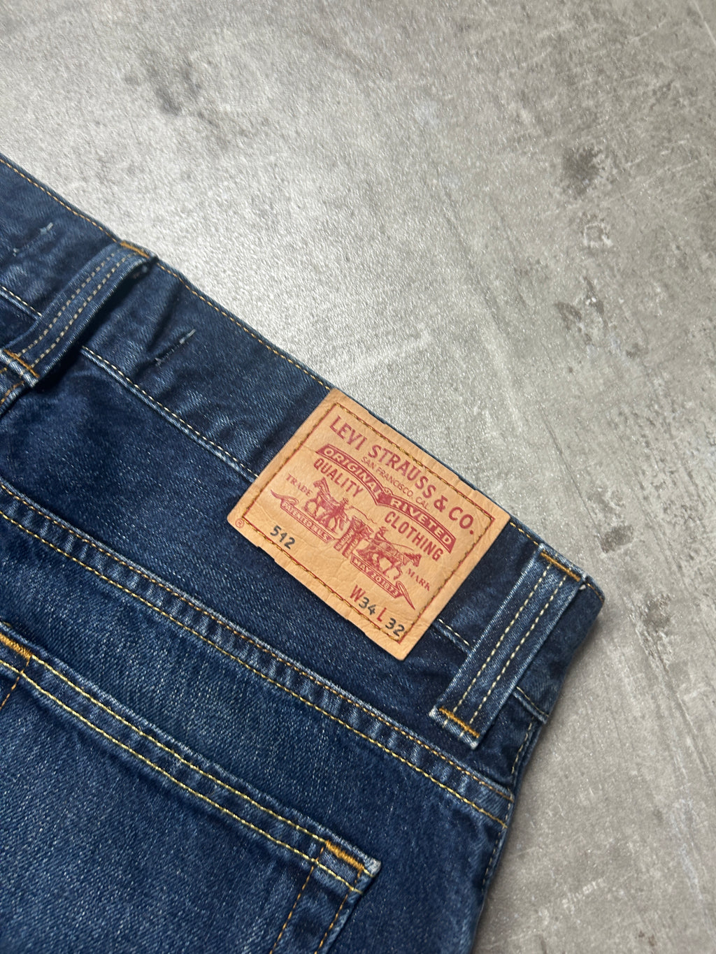 Levis 512 Bootcut Jeans (W33 L32, M)